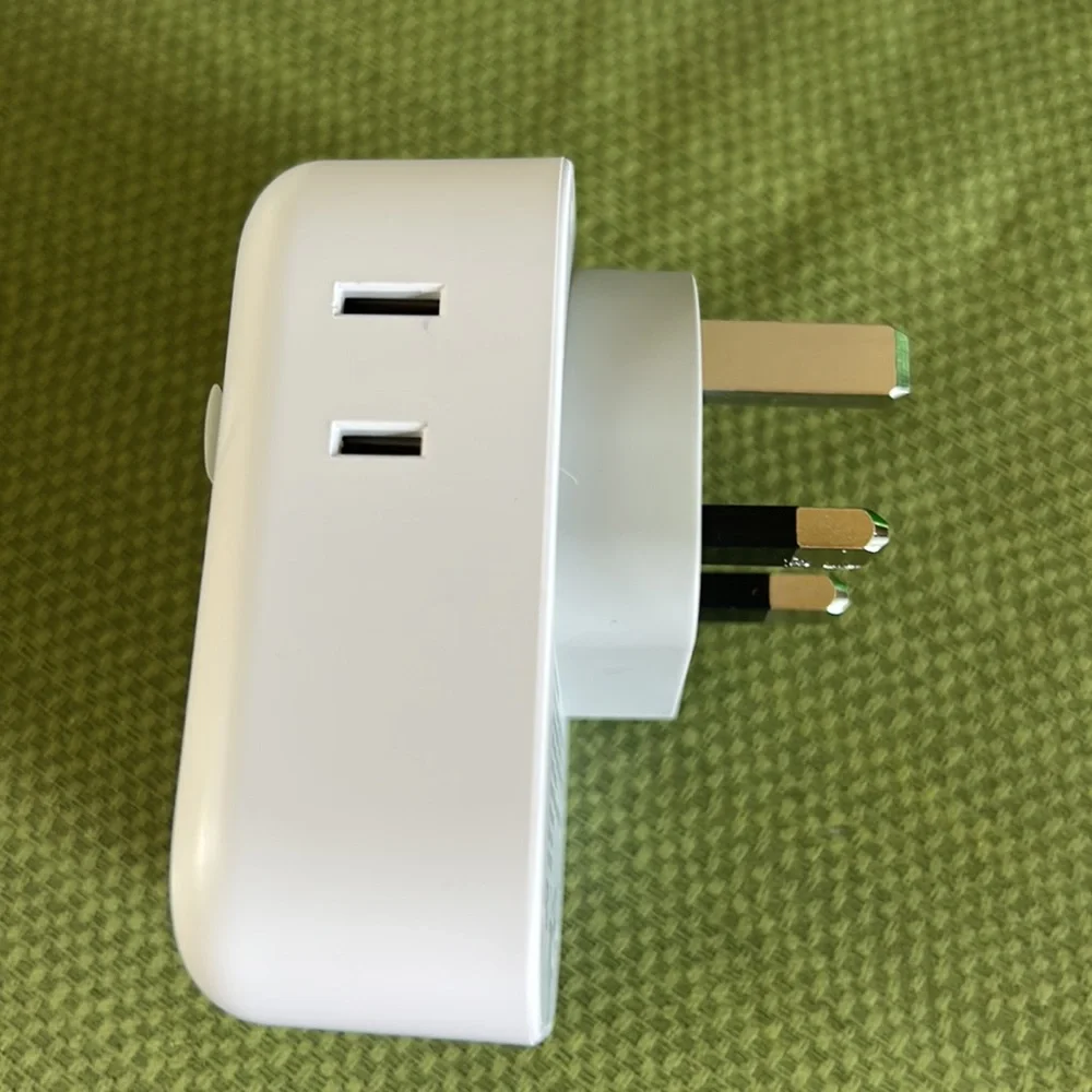 TESSAN White Power Adapter with USB Ports
